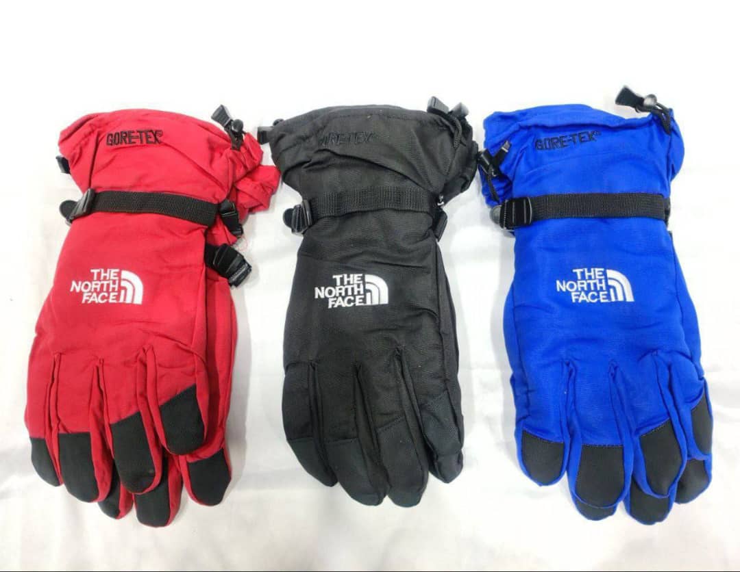 فروشگاه برندکاپشن جیپ دارای سه رنگ سایزبندی